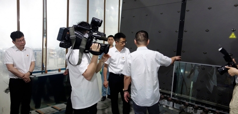 桐鄉(xiāng)市委書(shū)記調(diào)研人才企業(yè)